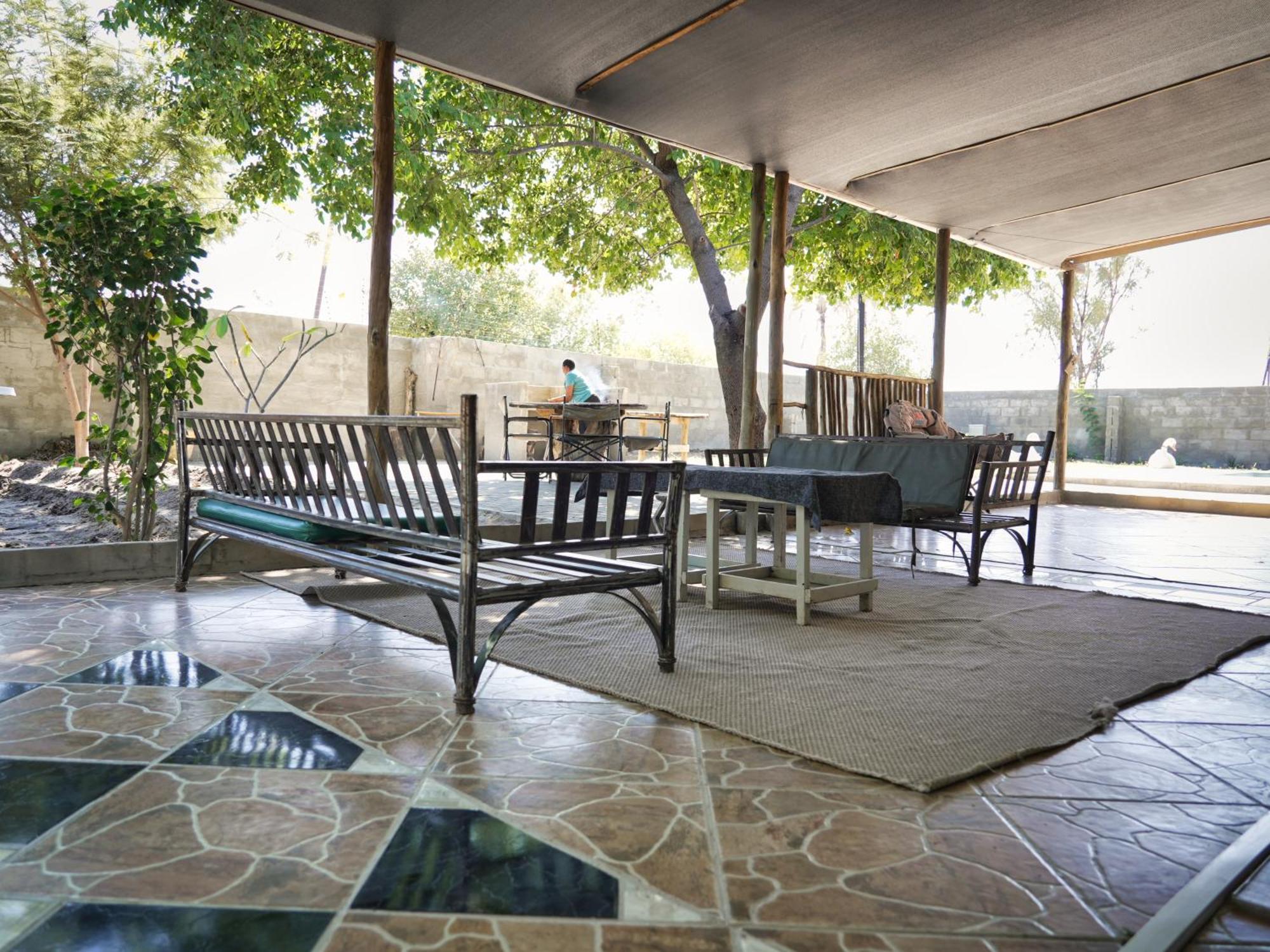 Golentle Home Stay Maun Esterno foto