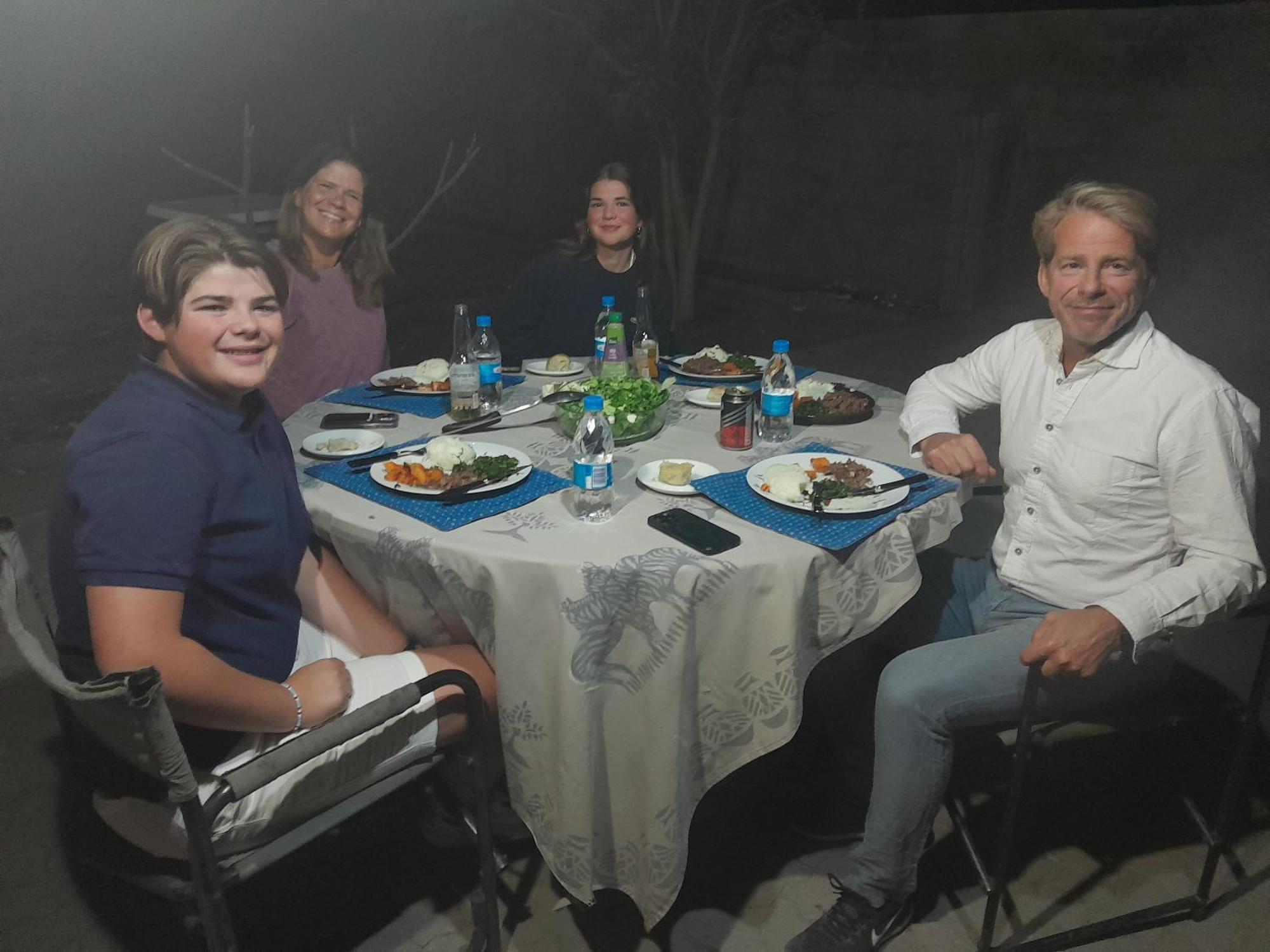 Golentle Home Stay Maun Esterno foto