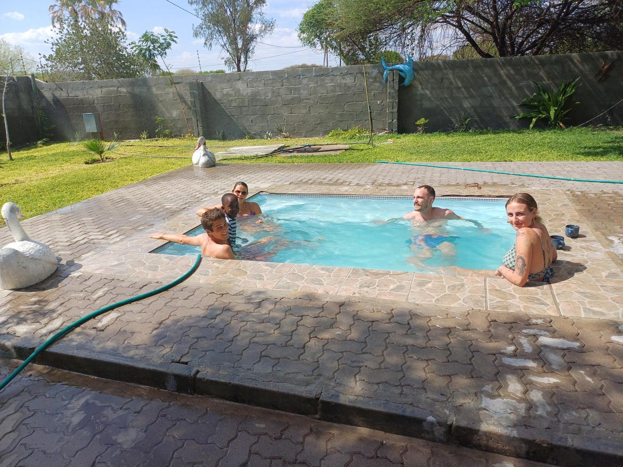 Golentle Home Stay Maun Esterno foto