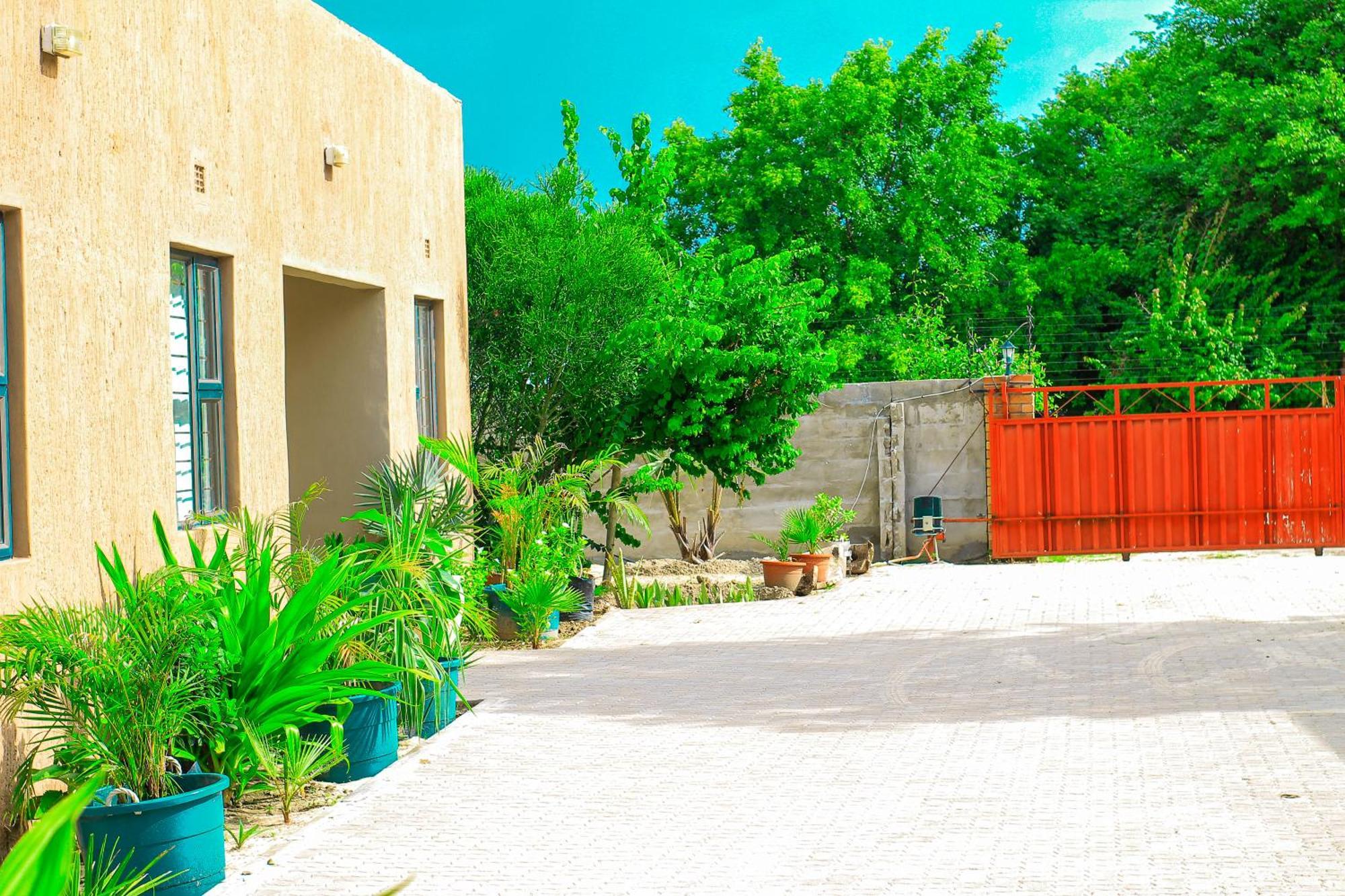 Golentle Home Stay Maun Esterno foto